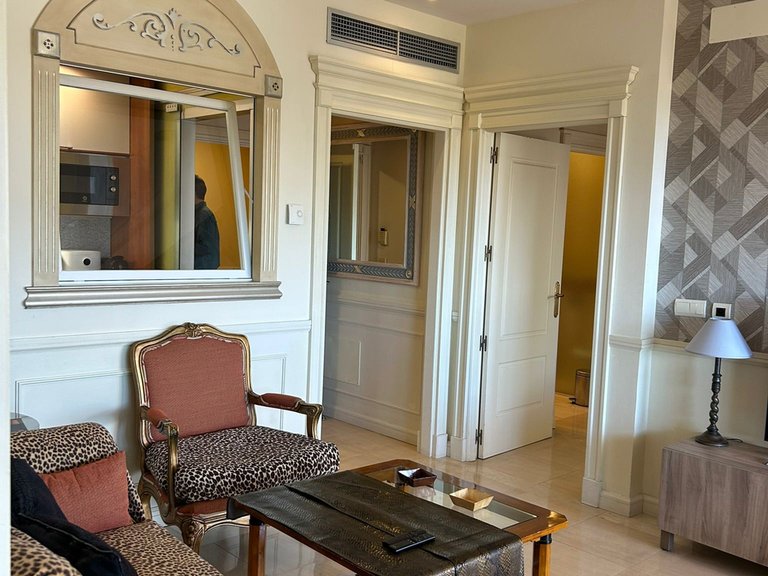 Apartment for Sale in Marbella Golden Mile, Marbella, Malaga 4