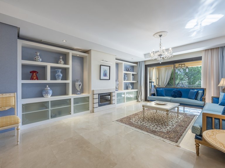 Apartment for Sale in La Quinta, Benahavis, Malaga 5