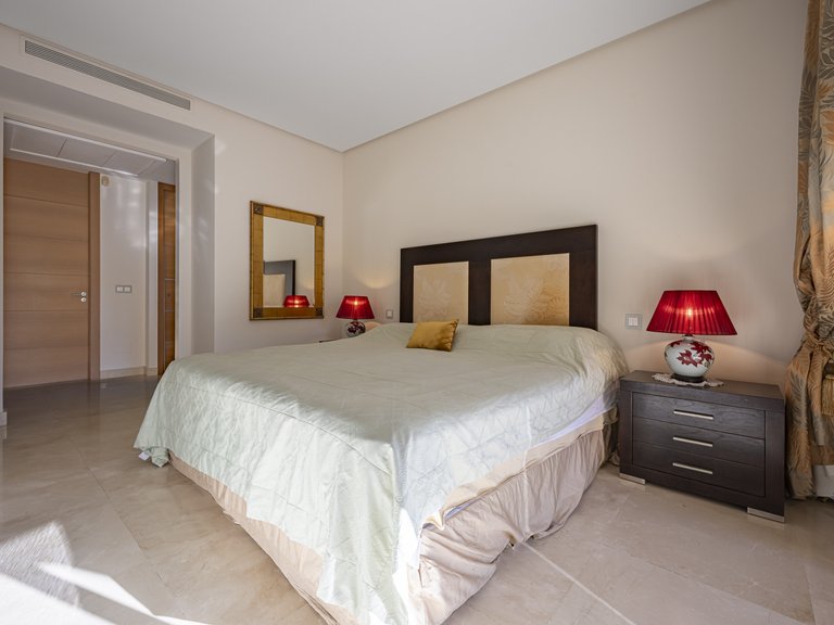 Apartment for Sale in La Quinta, Benahavis, Malaga 25