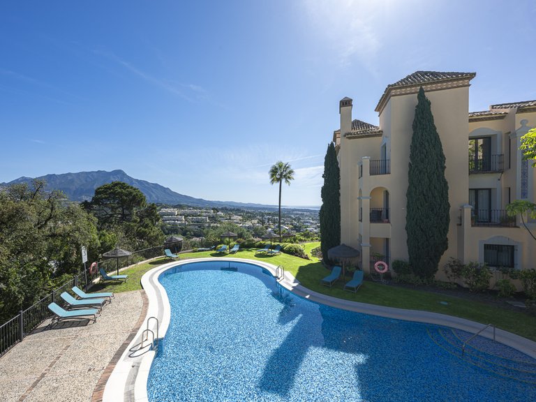 Apartment for Sale in La Quinta, Benahavis, Malaga 40
