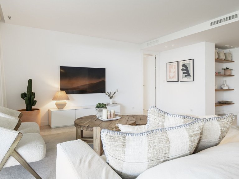 Apartment for Sale in Marbella Este, Marbella, Malaga 7