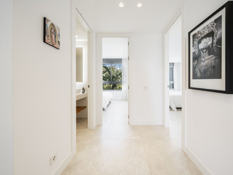 Apartment for Sale in Marbella Este, Marbella, Malaga 38