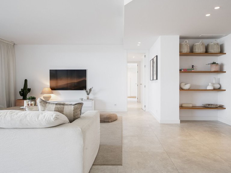 Apartment for Sale in Marbella Este, Marbella, Malaga 8