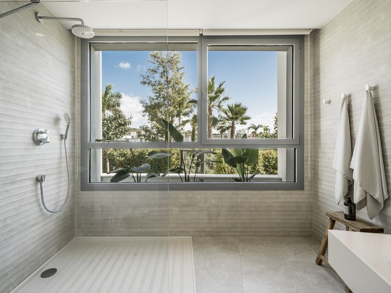 Apartment for Sale in Marbella Este, Marbella, Malaga 27