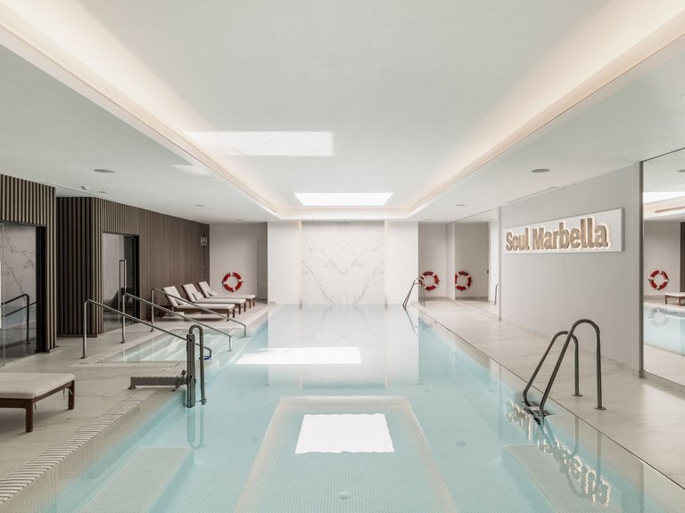 Apartment for Sale in Marbella Este, Marbella, Malaga 42