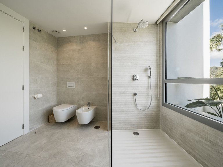 Apartment for Sale in Marbella Este, Marbella, Malaga 25