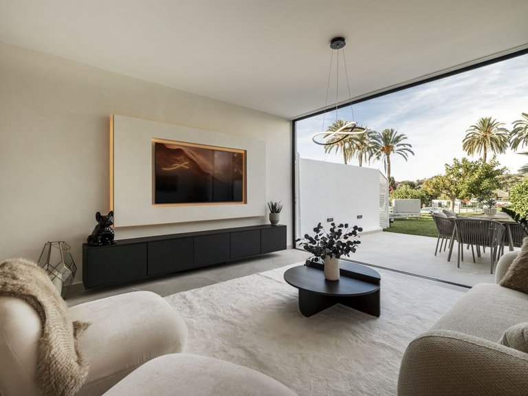 Town House for Sale in Nueva Andalucia, Marbella, Malaga 2