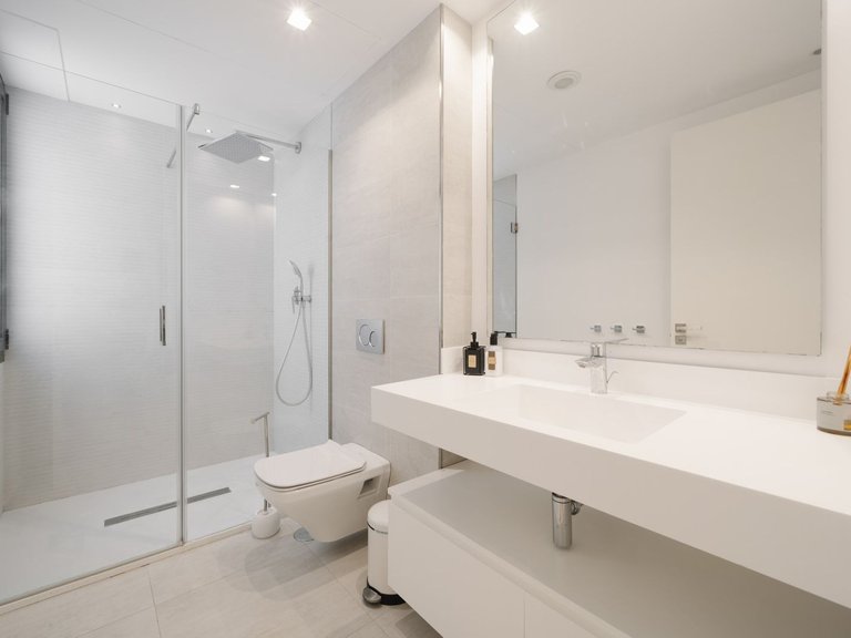 Apartment for Sale in Nueva Andalucia, Marbella, Malaga 29