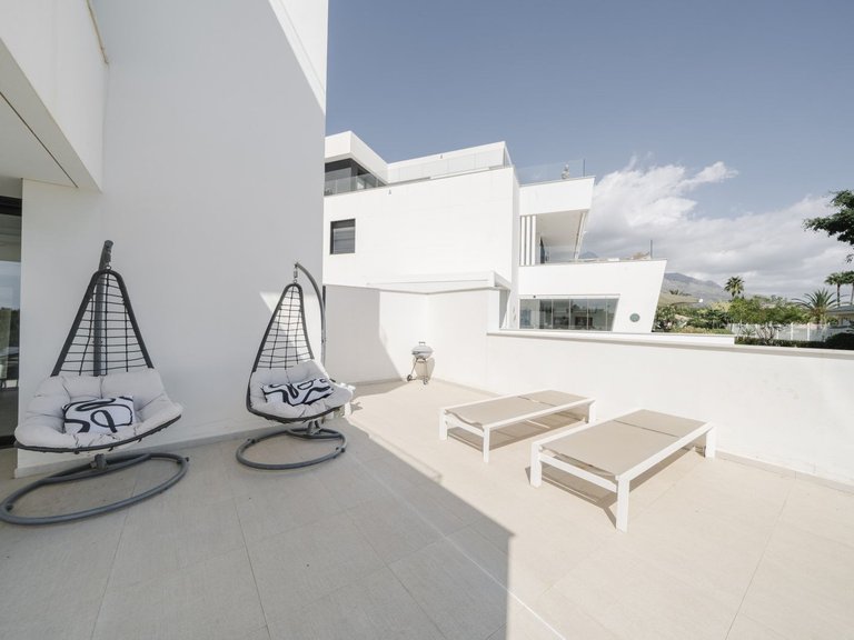 Apartment for Sale in Nueva Andalucia, Marbella, Malaga 20