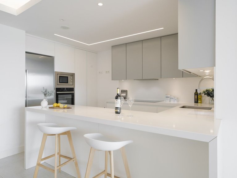 Apartment for Sale in Nueva Andalucia, Marbella, Malaga 11