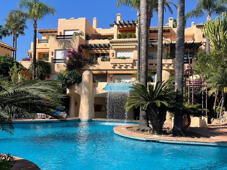 Apartment for Rent in Marbella Golden Mile, Marbella, Malaga 2