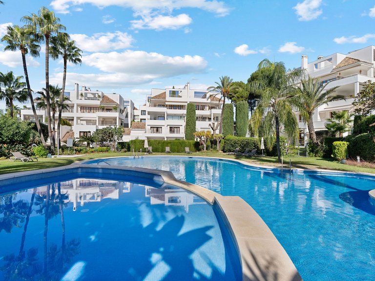 Town House for Sale in Nueva Andalucia, Marbella, Malaga 23