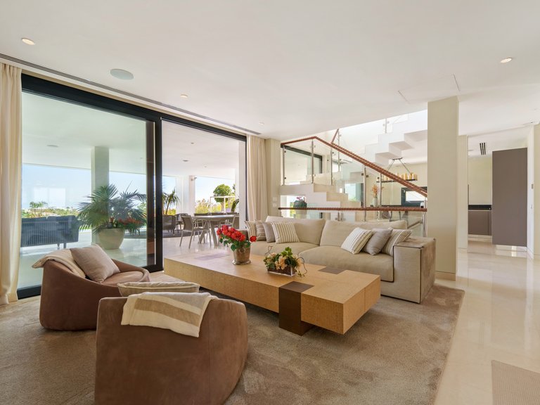 Villa for Sale in Nueva Andalucia, Marbella, Malaga 51