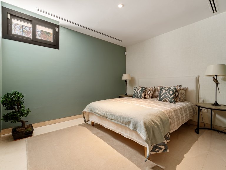 Villa for Sale in Nueva Andalucia, Marbella, Malaga 56