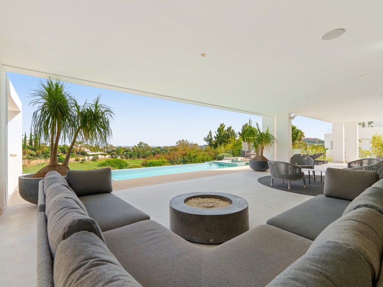 Villa for Sale in Nueva Andalucia, Marbella, Malaga 41