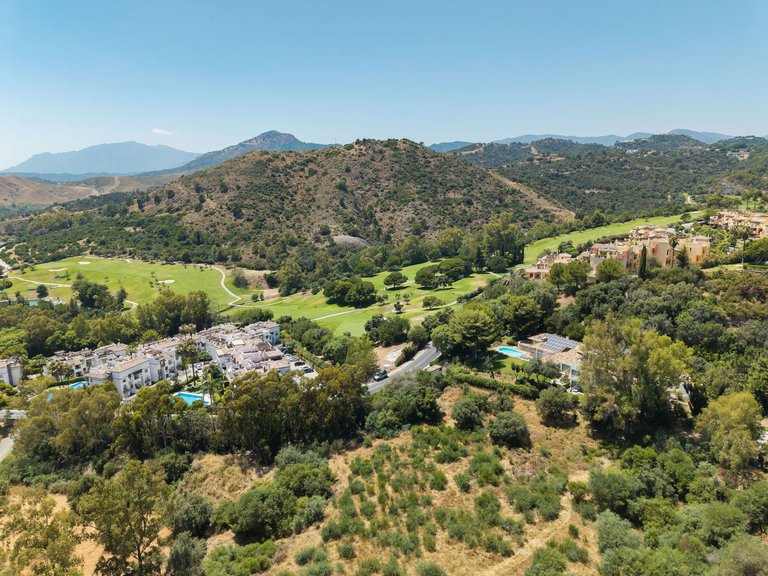 Plot for Sale in Puerto del Almendro, Benahavis, Malaga 7