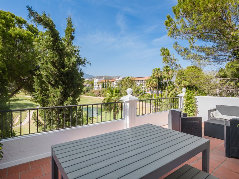Town House for Sale in Las Encinas, Benahavis, Malaga 1
