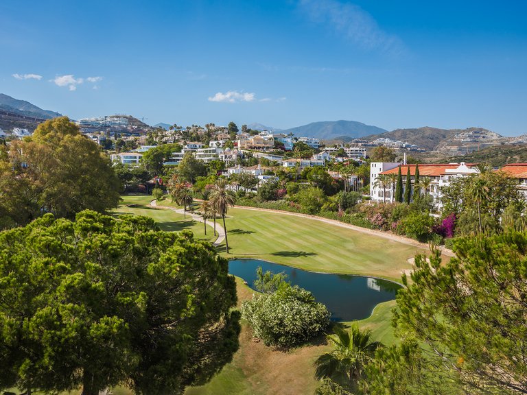 Town House for Sale in Las Encinas, Benahavis, Malaga 25