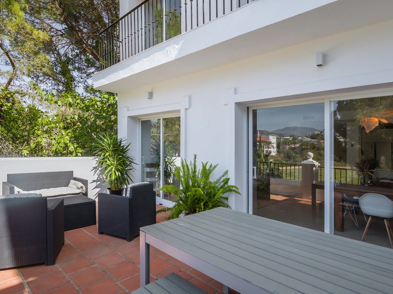 Town House for Sale in Las Encinas, Benahavis, Malaga 35