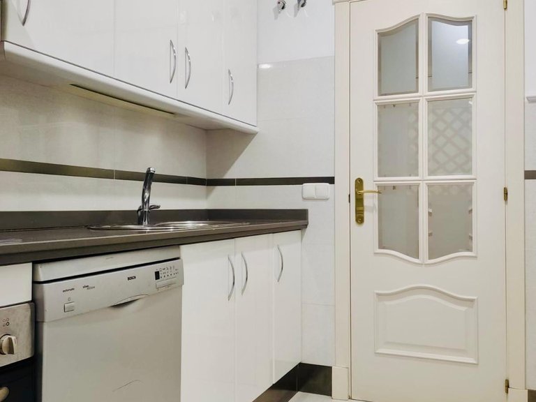 Apartment for Rent in Marbella Golden Mile, Marbella, Malaga 13