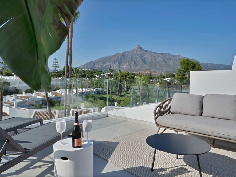 Town House for Sale in Nueva Andalucia, Marbella, Malaga 9