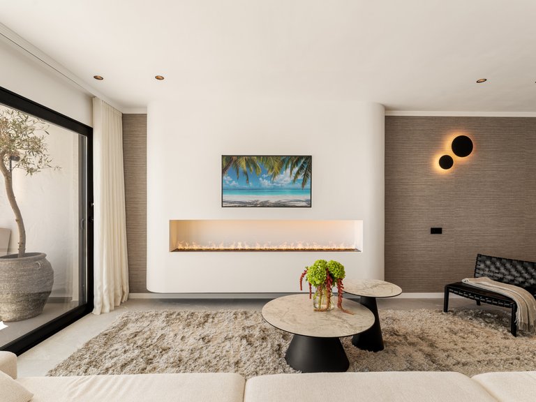 Town House for Sale in Las Colinas de Marbella, Benahavis, Malaga 2