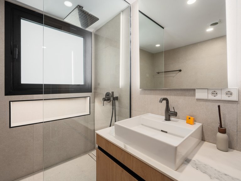 Apartment for Sale in Nueva Andalucia, Marbella, Malaga 17