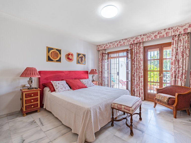 Town House for Sale in Marbella Golden Mile, Marbella, Malaga 22