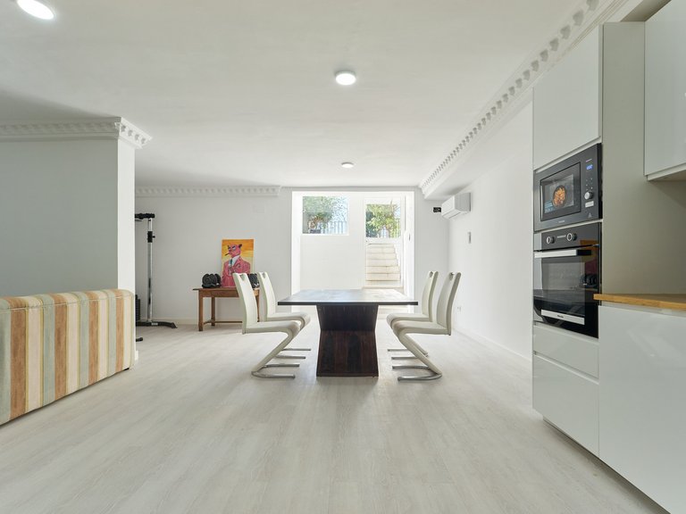 Town House for Sale in Marbella Golden Mile, Marbella, Malaga 25