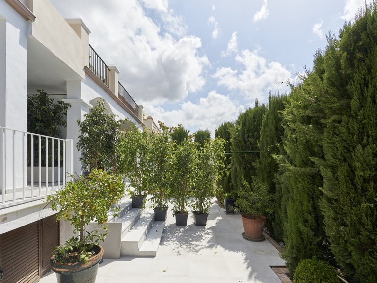 Town House for Sale in Marbella Golden Mile, Marbella, Malaga 19