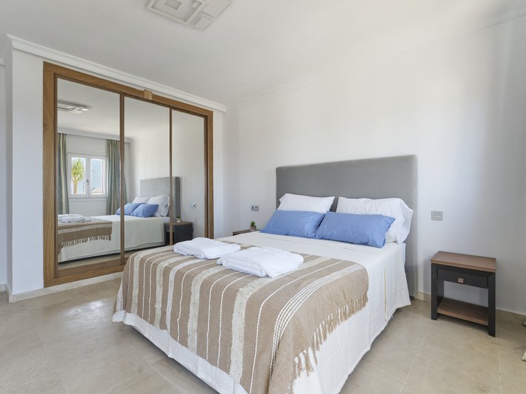Town House for Sale in Marbella Golden Mile, Marbella, Malaga 13