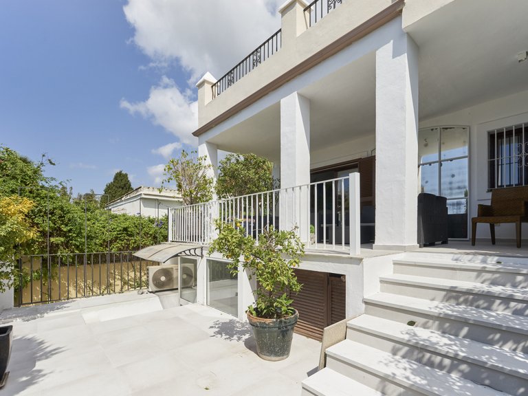Town House for Sale in Marbella Golden Mile, Marbella, Malaga 5