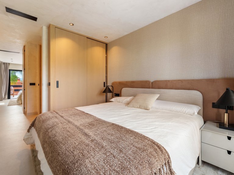 Town House for Sale in Marbella Golden Mile, Marbella, Malaga 34
