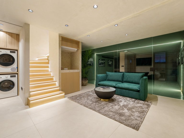 Town House for Sale in Marbella Golden Mile, Marbella, Malaga 52