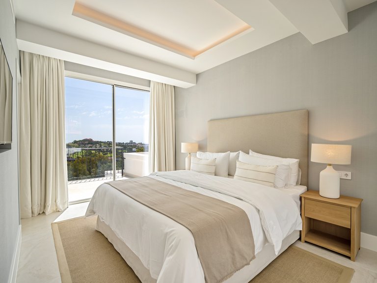 Town House for Sale in La Quinta, Benahavis, Malaga 24