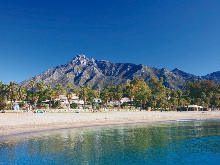 Apartment for Sale in Marbella Golden Mile, Marbella, Malaga 29