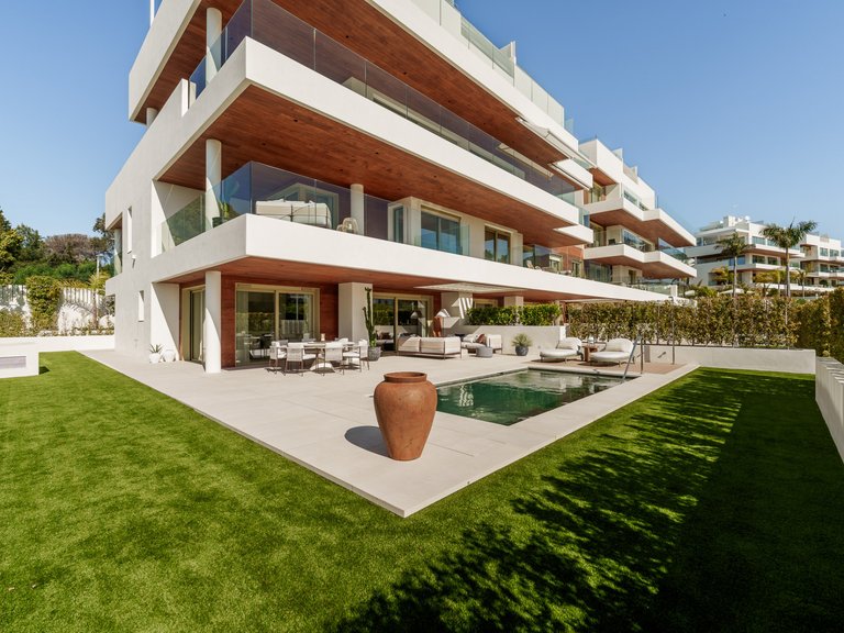 Town House for Sale in Marbella Golden Mile, Marbella, Malaga 28