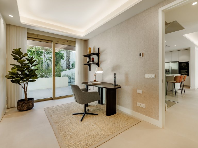 Town House for Sale in Marbella Golden Mile, Marbella, Malaga 12