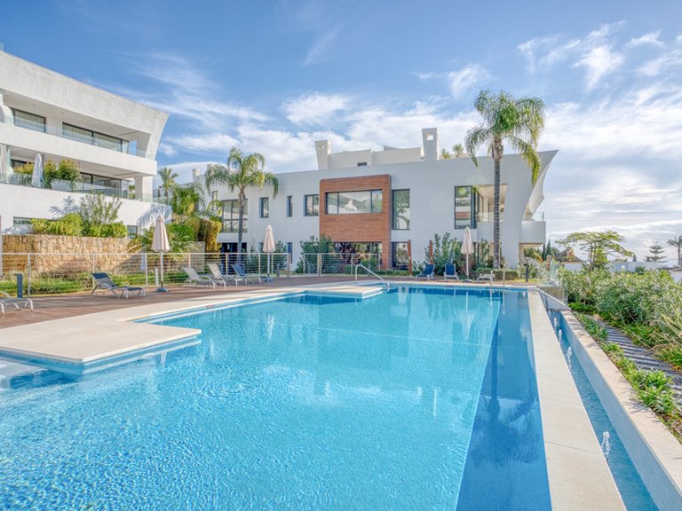 Town House for Sale in Marbella Golden Mile, Marbella, Malaga 10