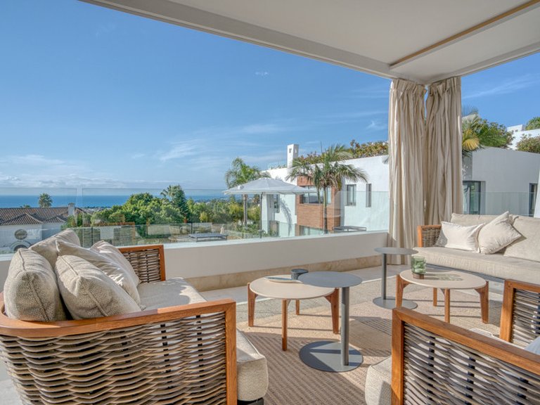 Town House for Sale in Marbella Golden Mile, Marbella, Malaga 22