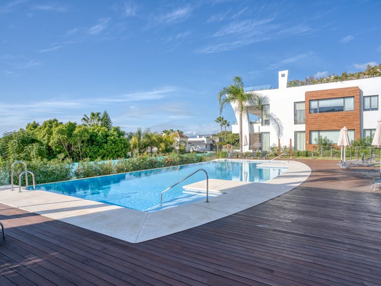 Town House for Sale in Marbella Golden Mile, Marbella, Malaga 23