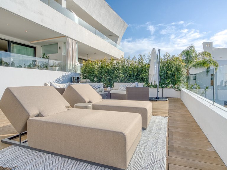 Town House for Sale in Marbella Golden Mile, Marbella, Malaga 33