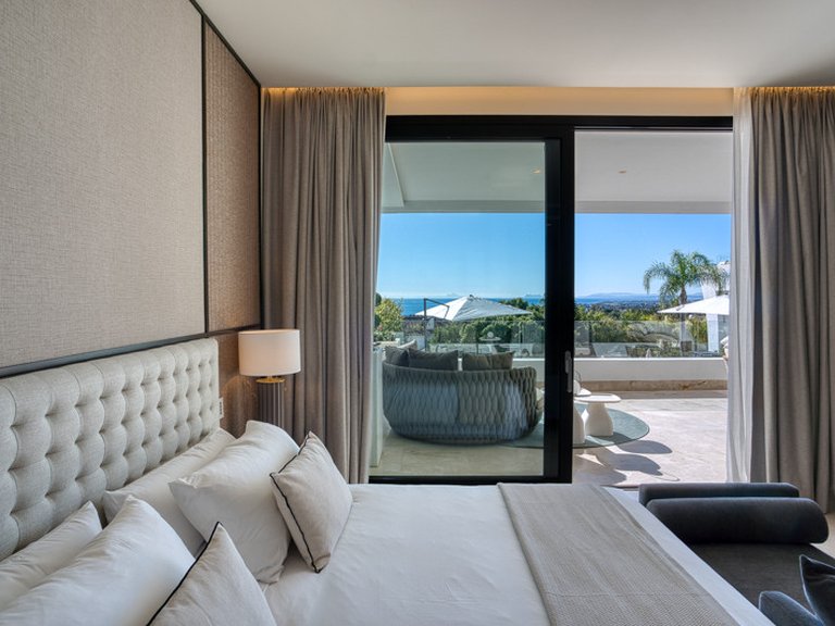 Town House for Sale in Marbella Golden Mile, Marbella, Malaga 26