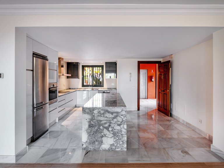 Apartment for Sale in Benahavis, Malaga 13