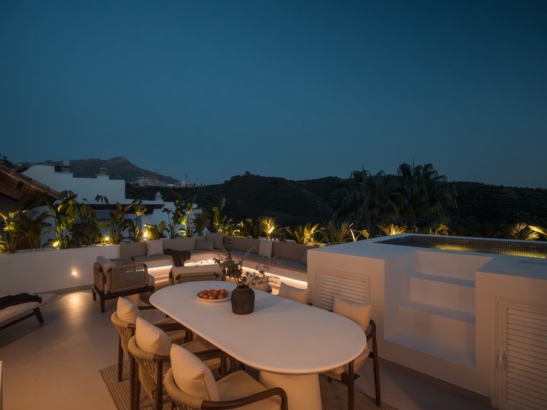 Town House for Sale in Benahavis, Malaga 11