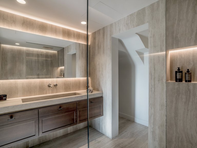 Town House for Sale in Benahavis, Malaga 42