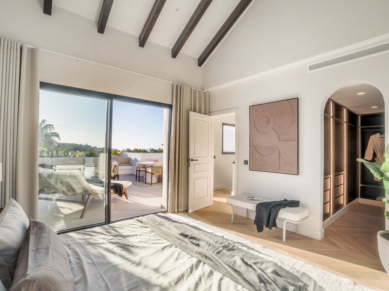 Town House for Sale in Benahavis, Malaga 14