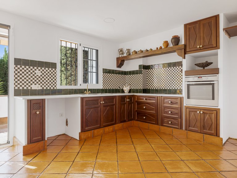 Town House for Sale in San Pedro De Alcantara, Malaga 5