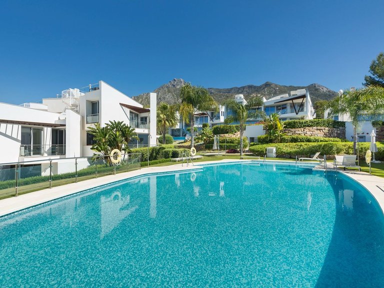 Town House for Sale in Marbella Golden Mile, Marbella, Malaga 9
