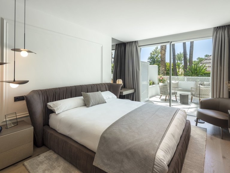 Apartment for Sale in Marbella Golden Mile, Marbella, Malaga 14